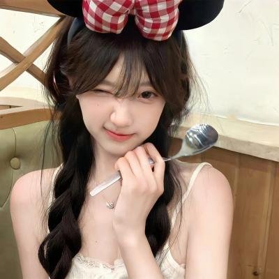 穿书躺平后他真香了